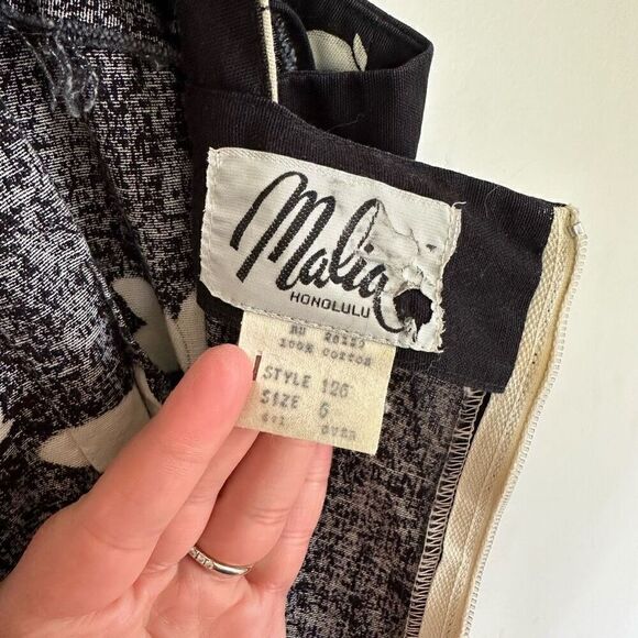 Malia Honolulu Vintage Black Floral Butterfly Printed Sleeveless Knee Length Dre - Picture 11 of 12